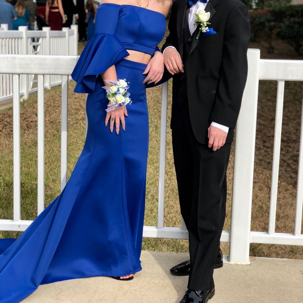 Prom Dress - Picture 3 of 3
